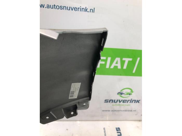 Rear bumper from a Renault Captur (2R) 0.9 Energy TCE 12V 2016