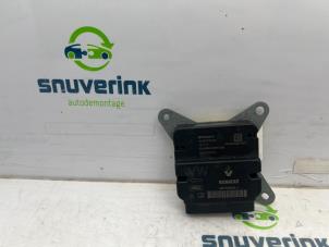 Used Airbag Module Renault Twingo III (AH) 1.0 SCe 70 12V Price € 95,00 Margin scheme offered by Snuverink Autodemontage