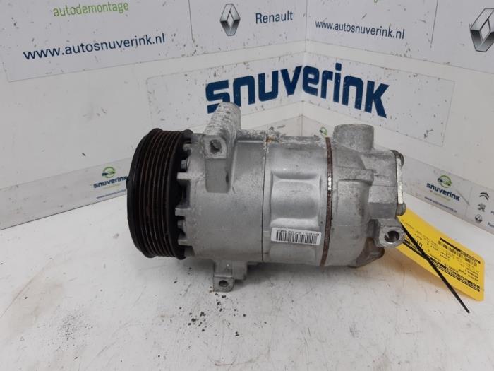 Air conditioning pump from a Renault Clio IV Estate/Grandtour (7R) 0.9 Energy TCE 90 12V 2017