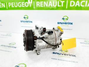 Used Air conditioning pump Renault Clio IV Estate/Grandtour (7R) 0.9 Energy TCE 90 12V Price € 110,00 Margin scheme offered by Snuverink Autodemontage