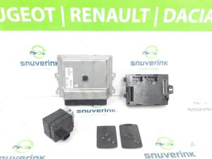 Usagé Ordinateur gestion moteur Renault Captur (2R) 0.9 Energy TCE 12V Prix € 350,00 Règlement à la marge proposé par Snuverink Autodemontage