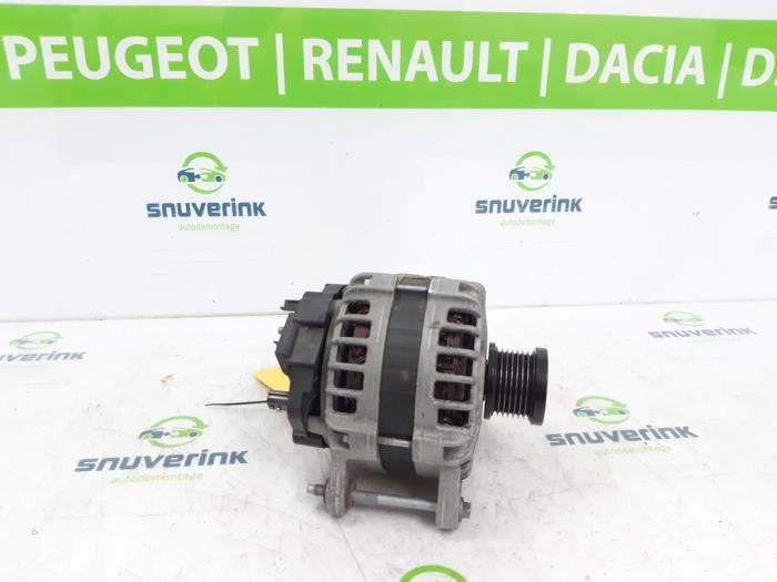 Begagnade Dynamo Renault Megane IV Estate (RFBK) 1.3 TCE 160 16V Pris € 90,73 Inklusive moms erbjuds av Snuverink Autodemontage