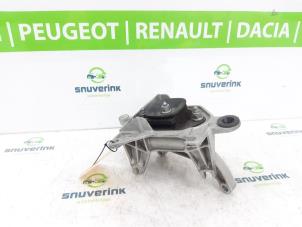 Usagé Support moteur Renault Megane IV Estate (RFBK) 1.3 TCE 160 16V Prix € 85,00 Règlement à la marge proposé par Snuverink Autodemontage