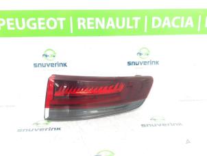 Używane Tylne swiatlo pozycyjne prawe Renault Megane IV Estate (RFBK) 1.3 TCE 160 16V Cena € 170,00 Procedura marży oferowane przez Snuverink Autodemontage