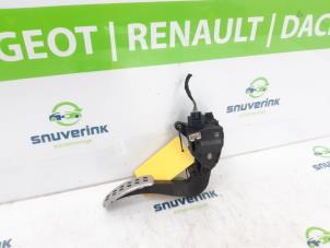 Używane Pedal gazu Renault Megane IV Estate (RFBK) 1.3 TCE 160 16V Cena na żądanie oferowane przez Snuverink Autodemontage