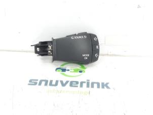 Used Steering wheel mounted radio control Renault Megane IV Estate (RFBK) 1.3 TCE 160 16V Price on request offered by Snuverink Autodemontage