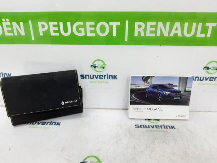 Używane Instrukcja Renault Megane IV Estate (RFBK) 1.3 TCE 160 16V Cena € 30,25 Z VAT oferowane przez Snuverink Autodemontage
