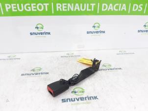 Gebrauchte Sicherheitsgurt Schließe links hinten Renault Twingo III (AH) 1.0 SCe 70 12V Preis auf Anfrage angeboten von Snuverink Autodemontage