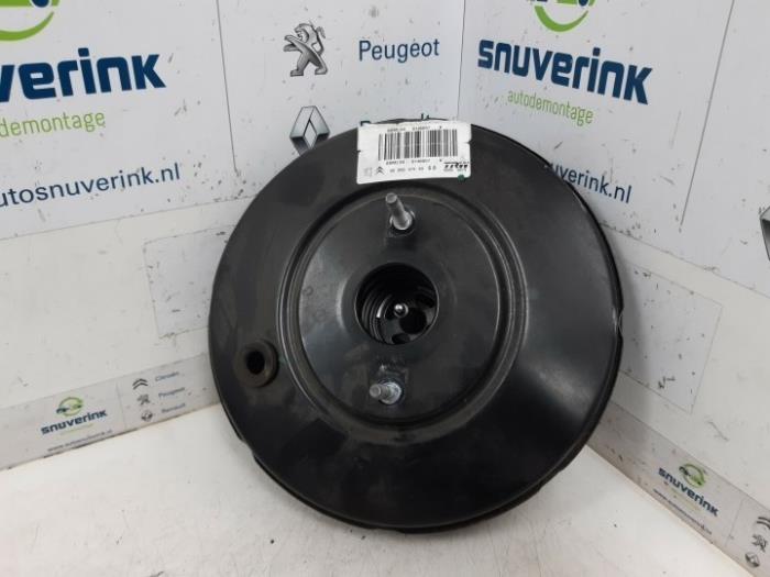 Usagé Servo frein Citroen C4 Cactus (0B/0P) 1.6 Blue Hdi 100 Prix € 34,99 Règlement à la marge proposé par Snuverink Autodemontage