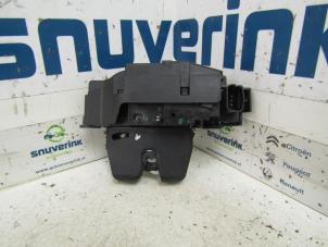 Used Tailgate lock mechanism Citroen C4 Cactus (0B/0P) 1.6 Blue Hdi 100 Price € 24,00 Margin scheme offered by Snuverink Autodemontage