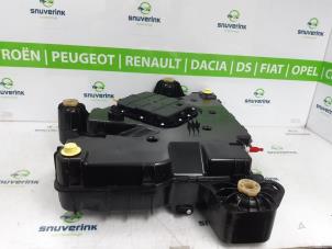 Overhauled Adblue Tank Peugeot Expert (VA/VB/VE/VF/VY) 2.0 Blue HDi 120 16V Price € 1.089,00 Inclusive VAT offered by Snuverink Autodemontage