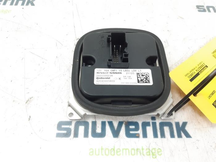 Używane Modułowy reflektor LED Renault Megane IV Estate (RFBK) 1.3 TCE 160 16V Cena € 54,43 Z VAT oferowane przez Snuverink Autodemontage