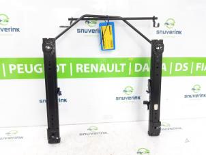 Used Seat rails, left Peugeot 207/207+ (WA/WC/WM) 1.4 Price € 50,00 Margin scheme offered by Snuverink Autodemontage