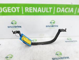 Usagé Bande réservoir Peugeot 206 SW (2E/K) 1.6 16V Prix sur demande proposé par Snuverink Autodemontage