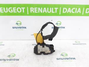 Used Door lock mechanism 2-door, left Renault Megane III Coupe (DZ) 1.4 16V TCe 130 Price on request offered by Snuverink Autodemontage