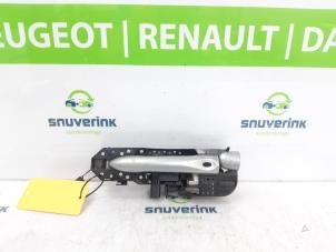 Used Door handle 2-door, left Renault Megane III Coupe (DZ) 1.4 16V TCe 130 Price on request offered by Snuverink Autodemontage