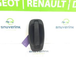 Used Sliding door handle, right Fiat Doblo Cargo (263) 1.3 D Multijet Price on request offered by Snuverink Autodemontage