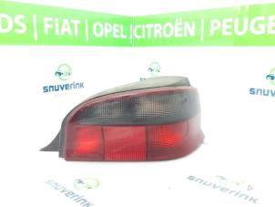 Usagé Feu arrière droit Citroen Saxo 1.4i SX,VSX Prix € 60,00 Règlement à la marge proposé par Snuverink Autodemontage