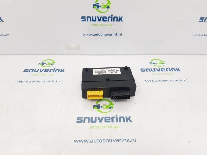 Usagé Ordinateur toit escamotable Peugeot 307 CC (3B) 2.0 16V Prix € 105,00 Règlement à la marge proposé par Snuverink Autodemontage