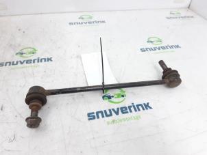 Used Front anti-roll bar Nissan Qashqai (J11) 1.2 DIG-T 16V Price € 30,00 Margin scheme offered by Snuverink Autodemontage