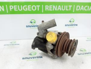 Gebrauchte Wasserpumpe Peugeot J5 (280P) 2.5 D Preis auf Anfrage angeboten von Snuverink Autodemontage