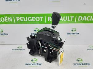 Used Automatic gear selector Nissan Qashqai (J11) 1.2 DIG-T 16V Price € 195,00 Margin scheme offered by Snuverink Autodemontage
