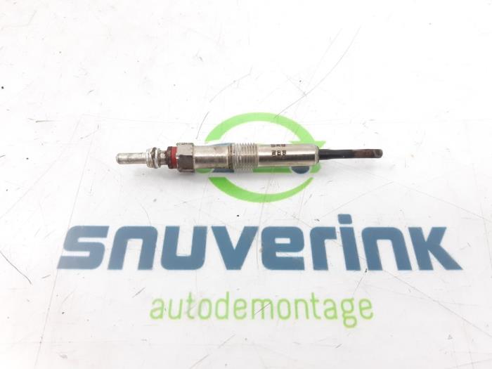 Gebrauchte Glühkerze Renault Kangoo Express (FW) 1.5 dCi 75 FAP Preis € 18,15 Mit Mehrwertsteuer angeboten von Snuverink Autodemontage