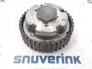 Used Camshaft sprocket Citroen C4 Grand Picasso (UA) 2.0 16V Autom. Price on request offered by Snuverink Autodemontage