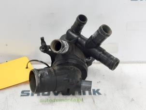 Used Thermostat housing Renault Captur (2R) 1.2 TCE 16V EDC Price € 40,00 Margin scheme offered by Snuverink Autodemontage