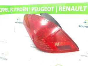 Used Taillight, left Peugeot 308 (4A/C) 1.6 VTI 16V Price € 75,00 Margin scheme offered by Snuverink Autodemontage