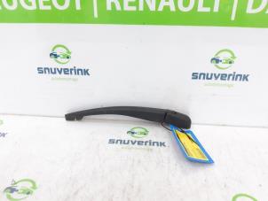 Used Rear wiper arm Peugeot 307 SW (3H) 1.6 16V Price € 20,00 Margin scheme offered by Snuverink Autodemontage