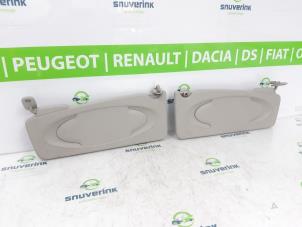 Used Sun visor Renault Kangoo Express (FW) 1.5 dCi 75 FAP Price € 48,40 Inclusive VAT offered by Snuverink Autodemontage