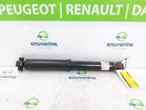 Used Rear shock absorber rod, left Nissan Qashqai (J11) 1.2 DIG-T 16V Price € 35,00 Margin scheme offered by Snuverink Autodemontage