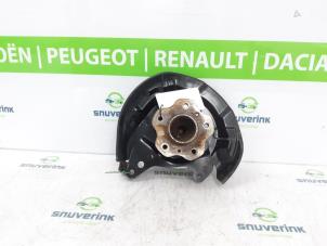 Used Rear wheel bearing Nissan Qashqai (J11) 1.2 DIG-T 16V Price € 45,00 Margin scheme offered by Snuverink Autodemontage