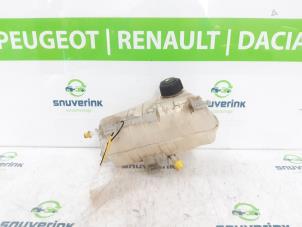 Gebrauchte Ausgleichsbehälter Renault Twingo II (CN) 1.2 16V Preis auf Anfrage angeboten von Snuverink Autodemontage