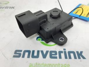 Used Start/Stop relay Peugeot 308 (L3/L8/LB/LH/LP) 1.2 12V e-THP PureTech 110 Price € 65,00 Margin scheme offered by Snuverink Autodemontage