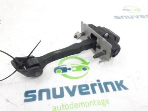 Used Rear door stop 4-door, right Peugeot 308 (L3/L8/LB/LH/LP) 1.2 12V e-THP PureTech 110 Price on request offered by Snuverink Autodemontage