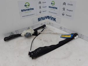 Used Window mechanism 4-door, front right Peugeot 308 (L3/L8/LB/LH/LP) 1.2 12V e-THP PureTech 110 Price € 60,00 Margin scheme offered by Snuverink Autodemontage