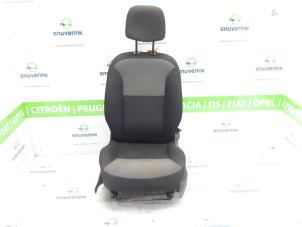 Gebrauchte Sitz links Renault Kangoo Express (FW) 1.5 dCi 75 FAP Preis € 272,25 Mit Mehrwertsteuer angeboten von Snuverink Autodemontage