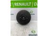 Rear brake drum from a Renault Twingo II (CN), 2007 / 2014 1.2 16V LEV, Hatchback, 2-dr, Petrol, 1.149cc, 55kW (75pk), FWD, D4F770, 2010-03 / 2014-09, CN01; CND1; CNF1 2011