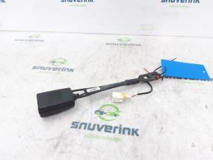 Used Front seatbelt buckle, right Peugeot 5008 I (0A/0E) 1.6 HDiF 16V Price on request offered by Snuverink Autodemontage