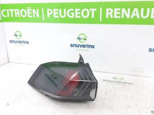 Usagé Feu arrière gauche Peugeot 2008 (UD/UK/UR/US/UX) 1.2 VTi 12V PureTech 100 Prix € 181,50 Prix TTC proposé par Snuverink Autodemontage