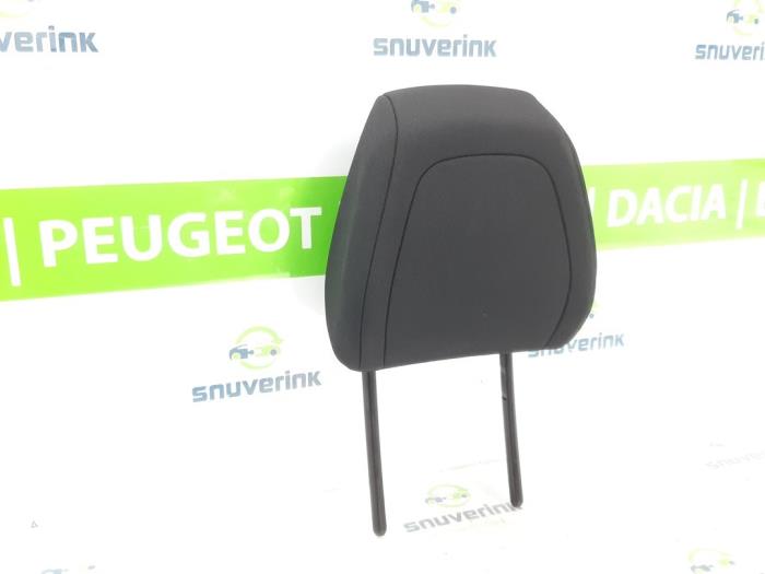 Begagnade Nackstöd Peugeot 2008 (UD/UK/UR/US/UX) 1.2 VTi 12V PureTech 100 Pris € 70,18 Inklusive moms erbjuds av Snuverink Autodemontage