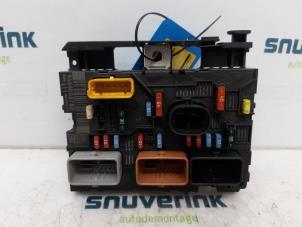 Used Fuse box Peugeot 207 CC (WB) 1.6 16V Price € 250,00 Margin scheme offered by Snuverink Autodemontage