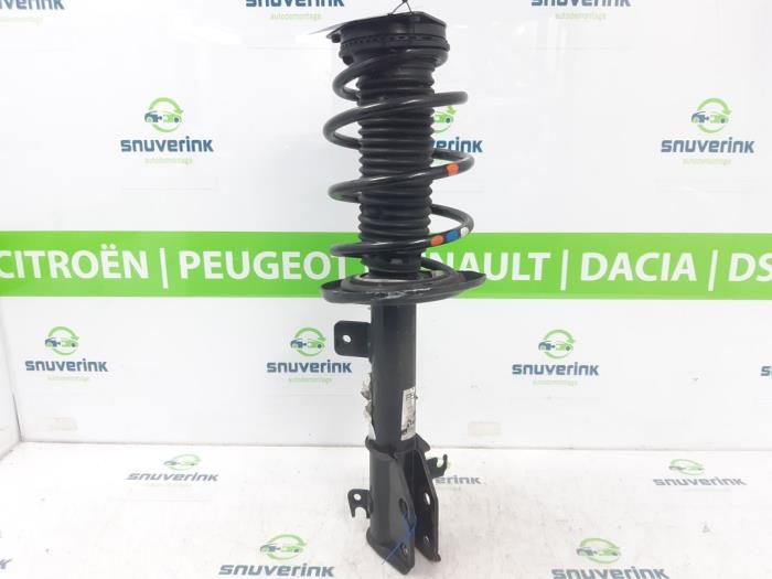 Front shock absorber rod, left from a Peugeot 2008 (UD/UK/UR/US/UX) 1.2 VTi 12V PureTech 100 2022