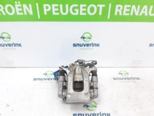 Usagé Etrier de frein (pince) arrière droit Peugeot 2008 (UD/UK/UR/US/UX) 1.2 VTi 12V PureTech 100 Prix € 84,70 Prix TTC proposé par Snuverink Autodemontage