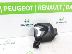 Gebrauchte Tankklappe Renault Captur (2R) 0.9 Energy TCE 12V Preis € 35,00 Margenregelung angeboten von Snuverink Autodemontage