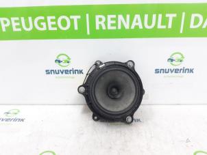 Usagé Haut-parleur Renault Captur (2R) 0.9 Energy TCE 12V Prix € 30,00 Règlement à la marge proposé par Snuverink Autodemontage