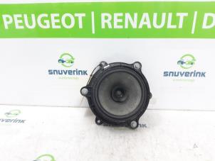 Usagé Haut-parleur Renault Captur (2R) 0.9 Energy TCE 12V Prix € 30,00 Règlement à la marge proposé par Snuverink Autodemontage
