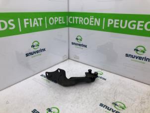 Gebrauchte Schiebetürrolle rechts Citroen Berlingo 1.6 BlueHDI 75 Preis € 60,50 Mit Mehrwertsteuer angeboten von Snuverink Autodemontage